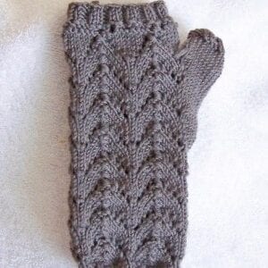 Jean's Lace Fingerless Gloves Kit