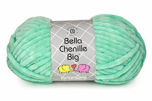 Universal Bella Chenille Big yarn